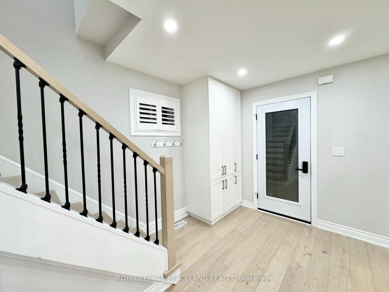 47 Chamberlain Avenue