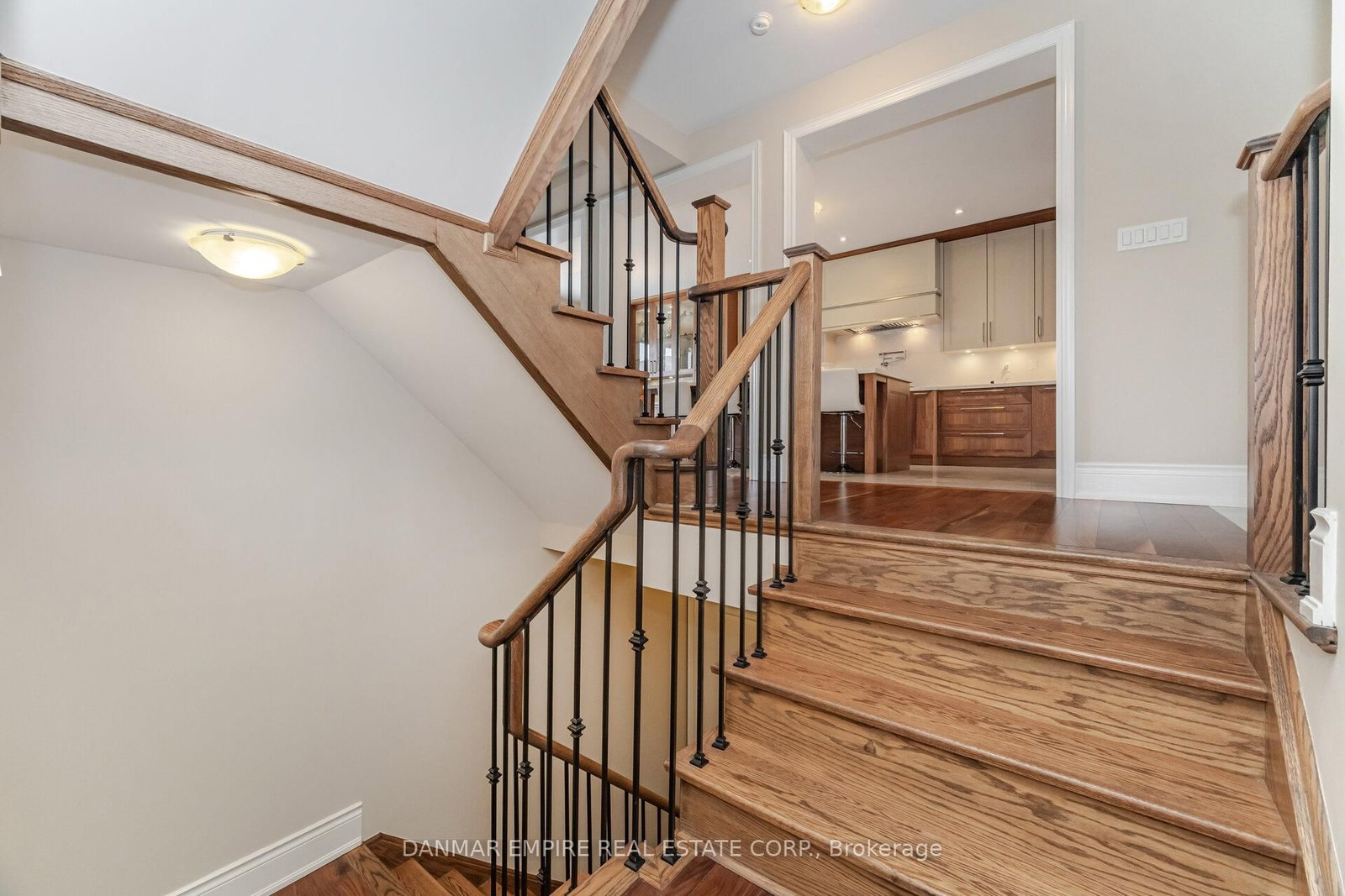2118 Vineland Oakville,ON L6H 0J6 — Photo 12