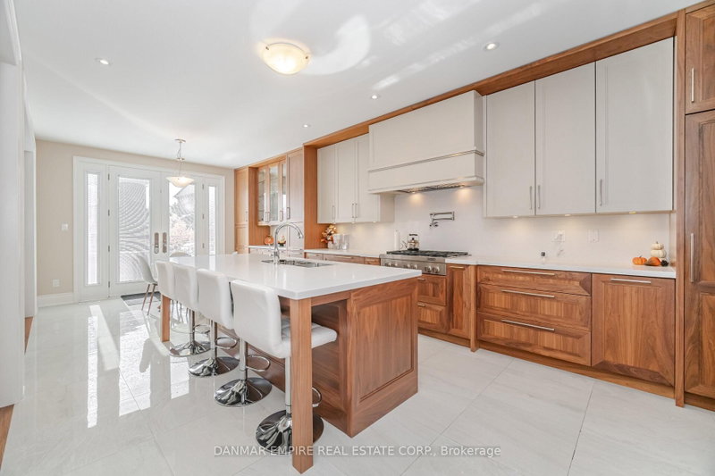 2118 Vineland Oakville,ON L6H 0J6 — Photo 8