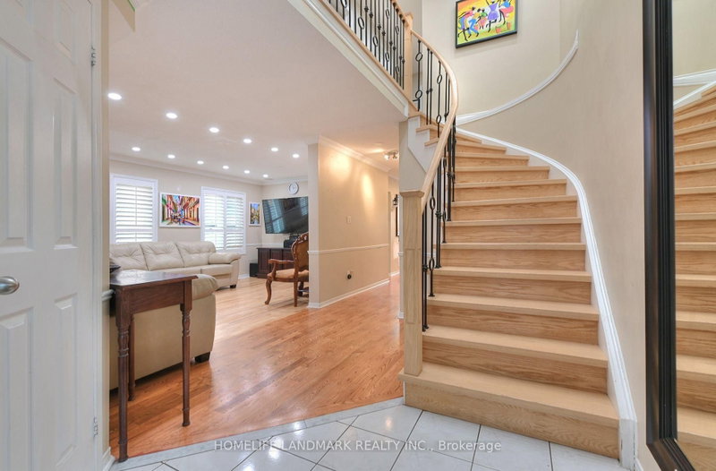 132 Muirland Crescent