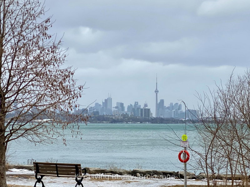 2410 - 38 Annie Craig Drive