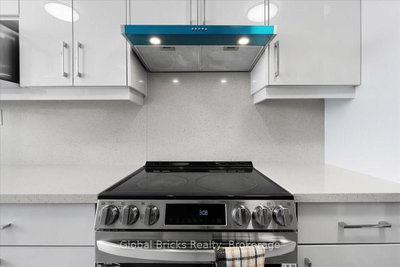17 Knightsbridge Brampton,ON L6T 3X9 — Photo 10