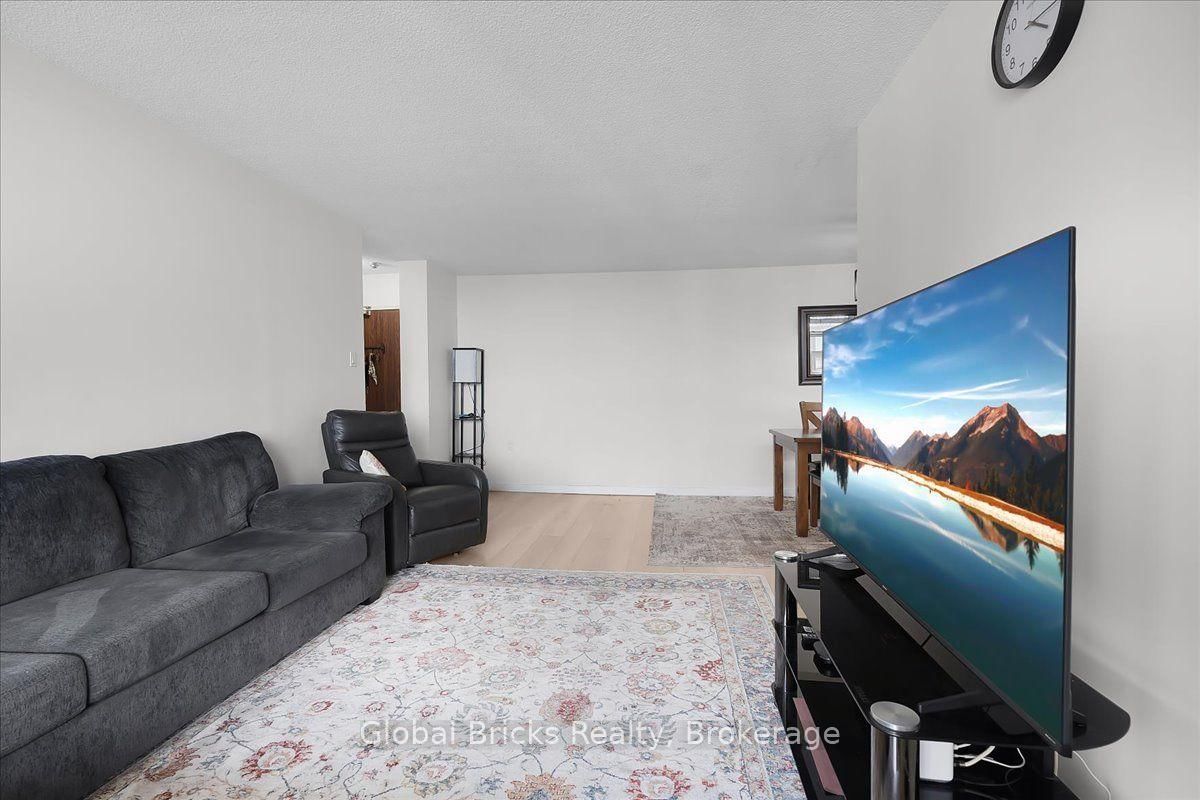 17 Knightsbridge Road • #1103 • Brampton, ON photo 15