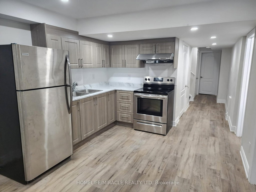 34 - 1125 Leger Way