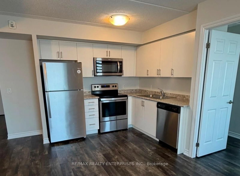 502 - 716 Main Street E