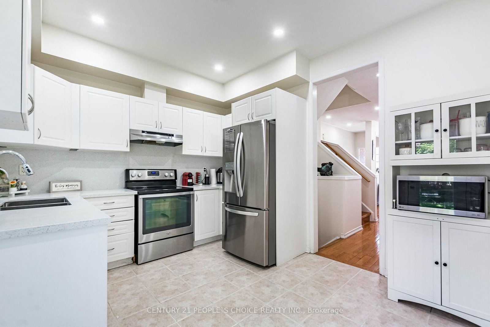 Listing Image 14