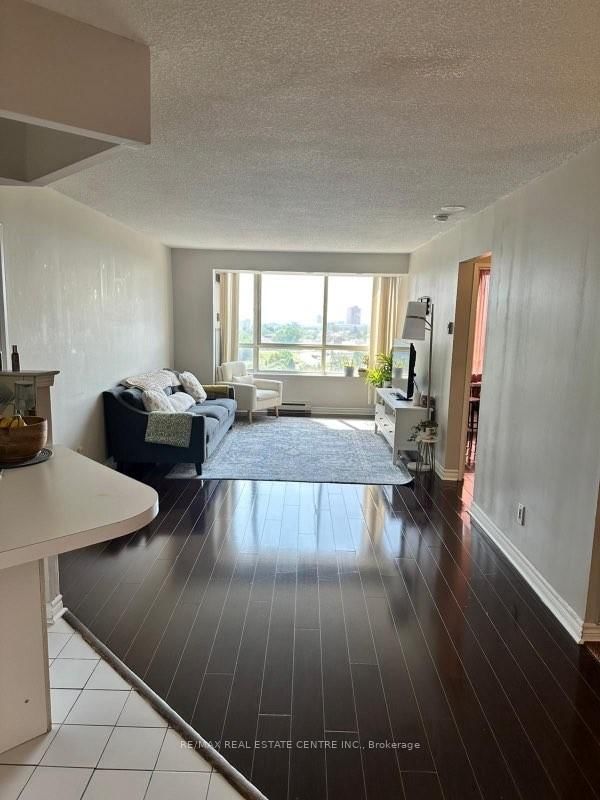 812 - 3605 Kariya Drive S