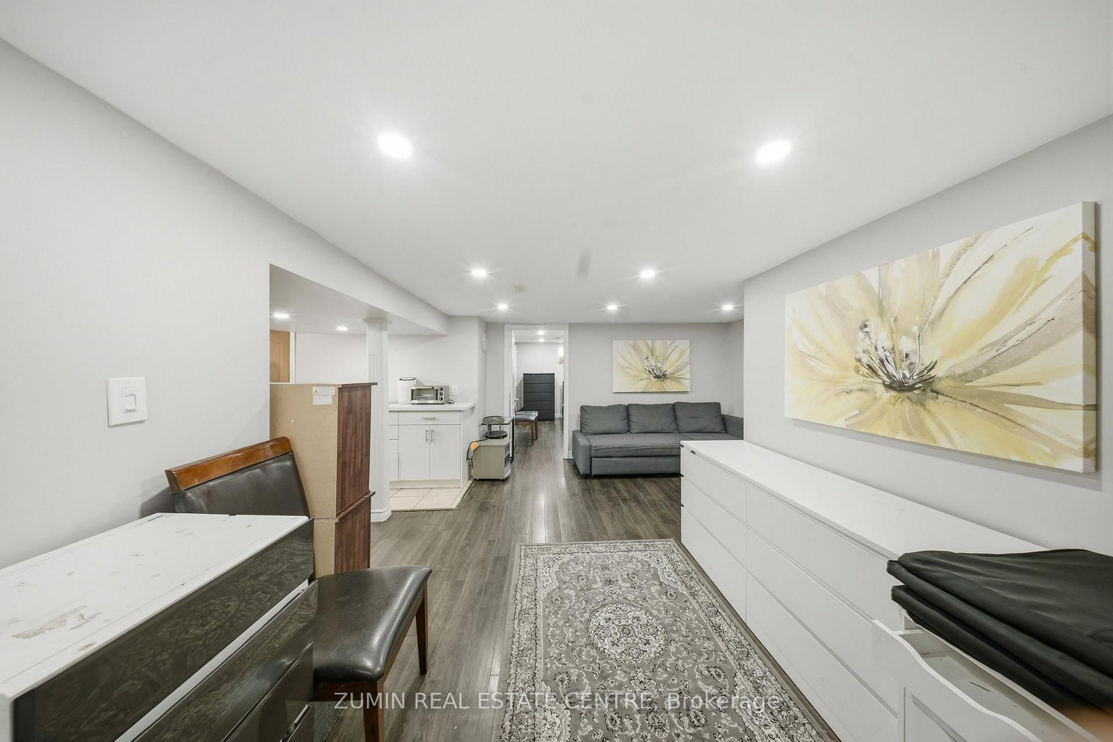 Listing Image 20