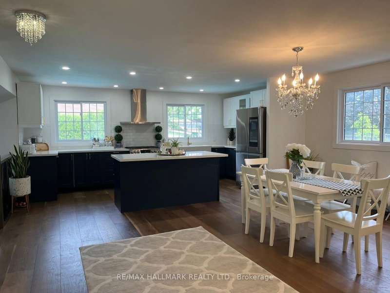 6089 Starfield Crescent