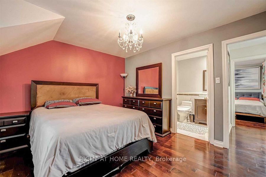 4326 Bridlepath Mississauga,ON L5L 3K4 — Photo 24