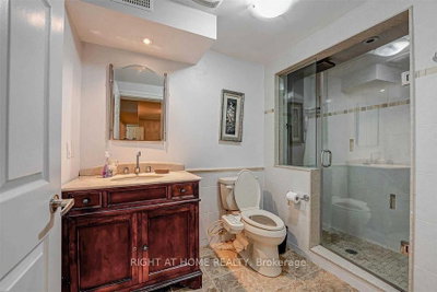 4326 Bridlepath Mississauga,ON L5L 3K4 — Photo 35