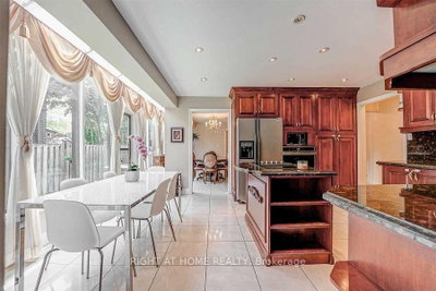 4326 Bridlepath Mississauga,ON L5L 3K4 — Photo 8