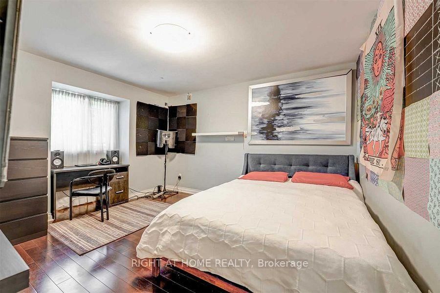 4326 Bridlepath Mississauga,ON L5L 3K4 — Photo 25