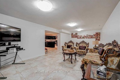 4326 Bridlepath Mississauga,ON L5L 3K4 — Photo 31