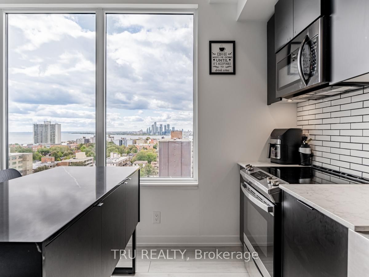 270 Dufferin Street • #LPH12 • Toronto, ON photo 13