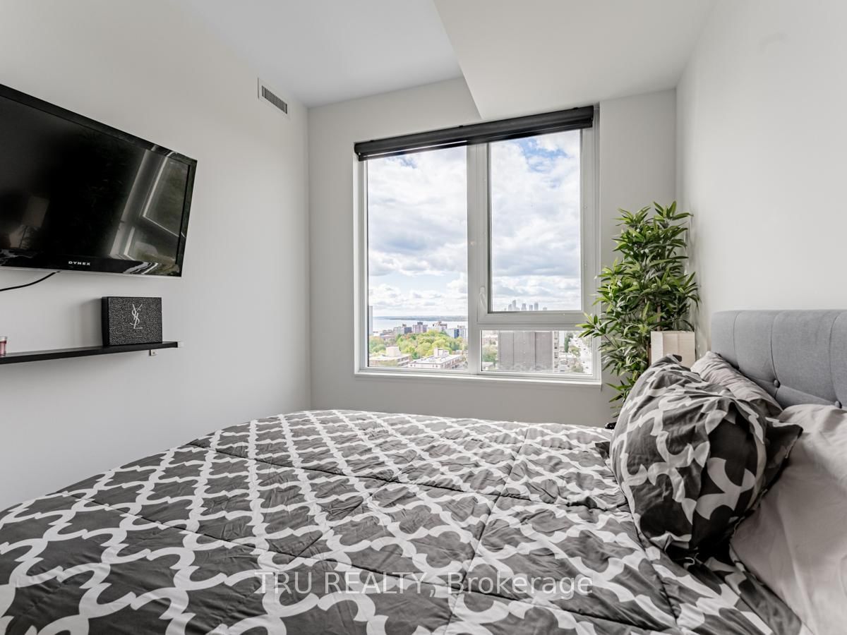 270 Dufferin Street • #LPH12 • Toronto, ON photo 16