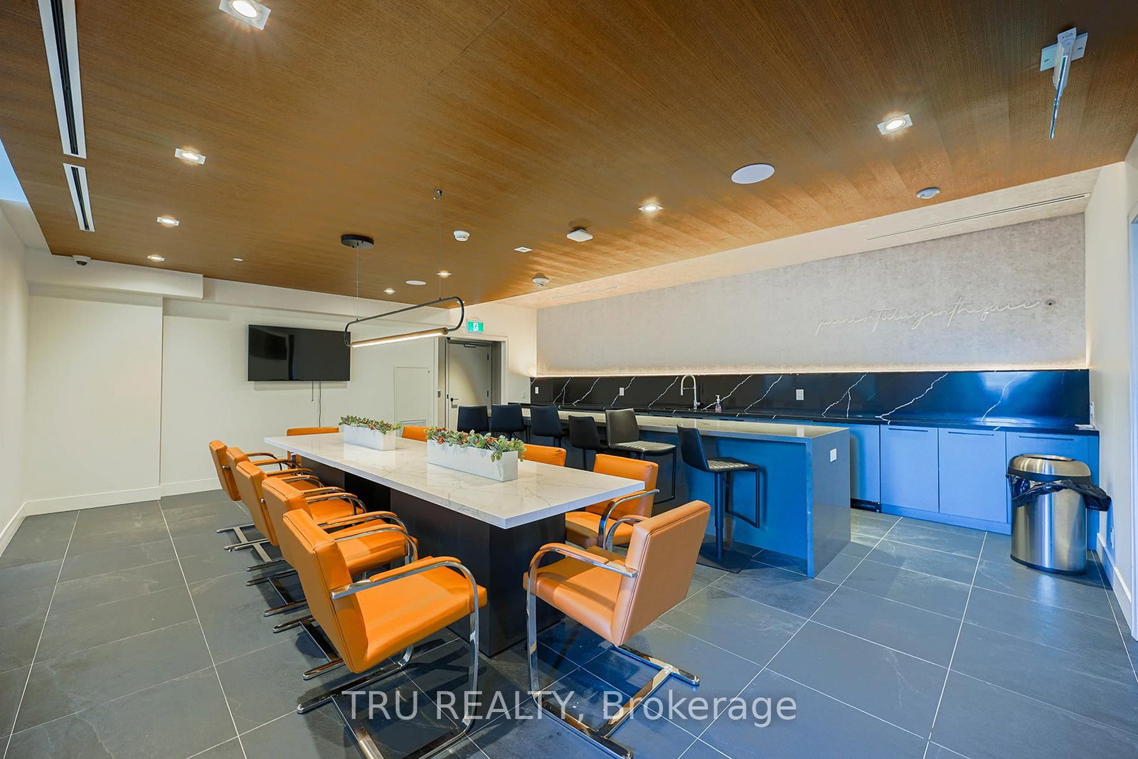 270 Dufferin Street • #LPH12 • Toronto, ON photo 28
