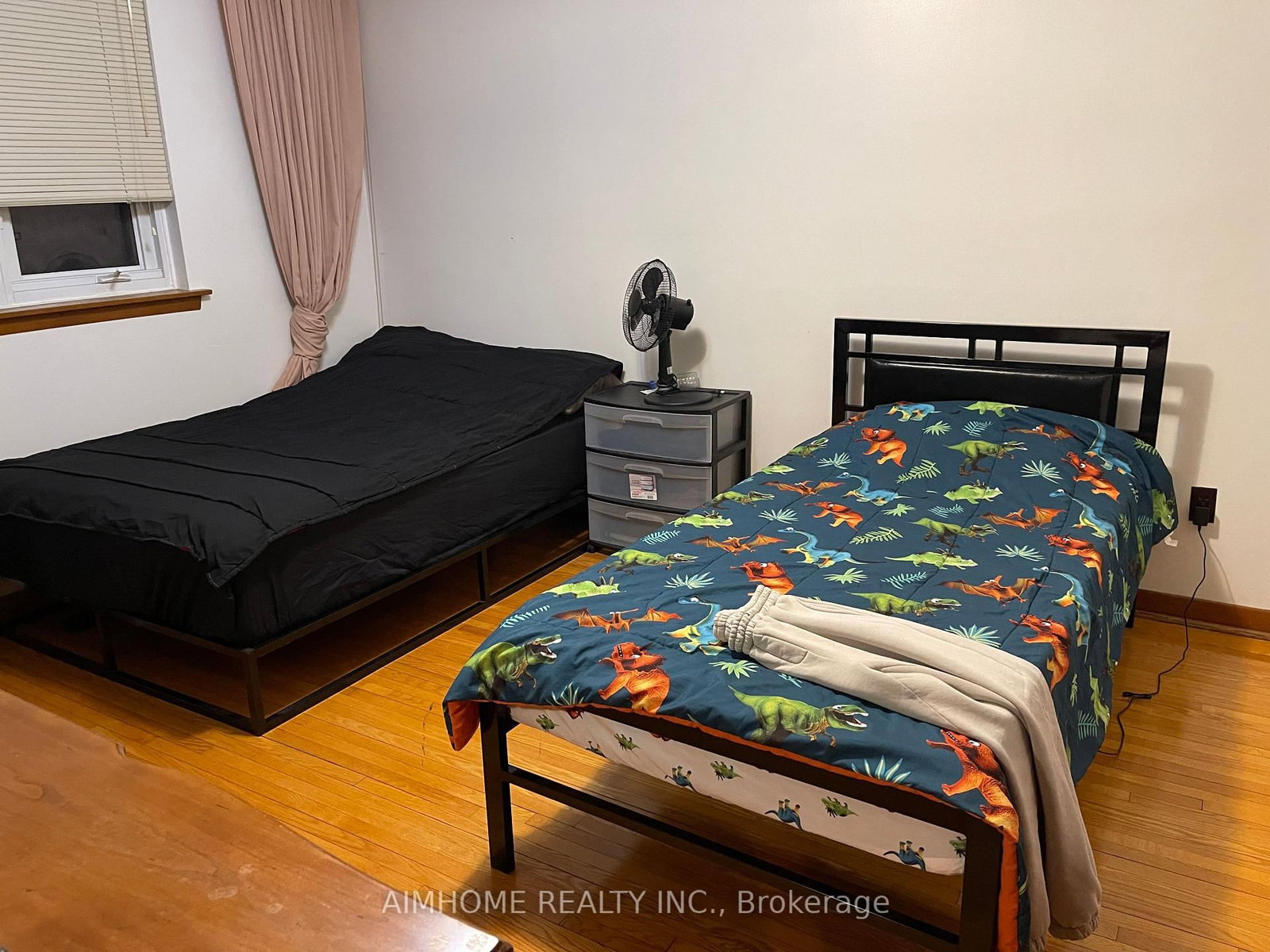 170 Gracefield Avenue • Toronto, ON photo 11