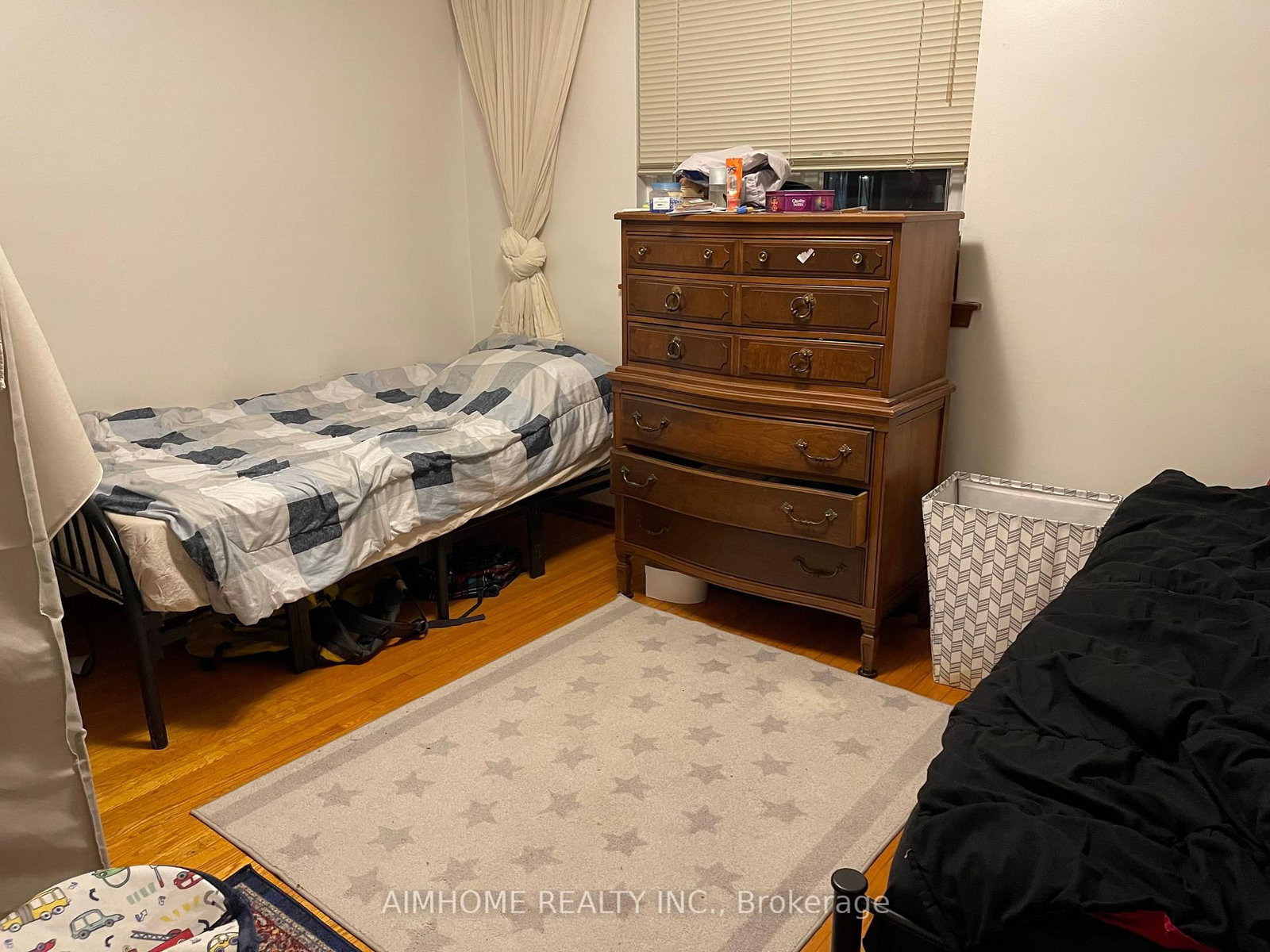 170 Gracefield Avenue • Toronto, ON photo 12