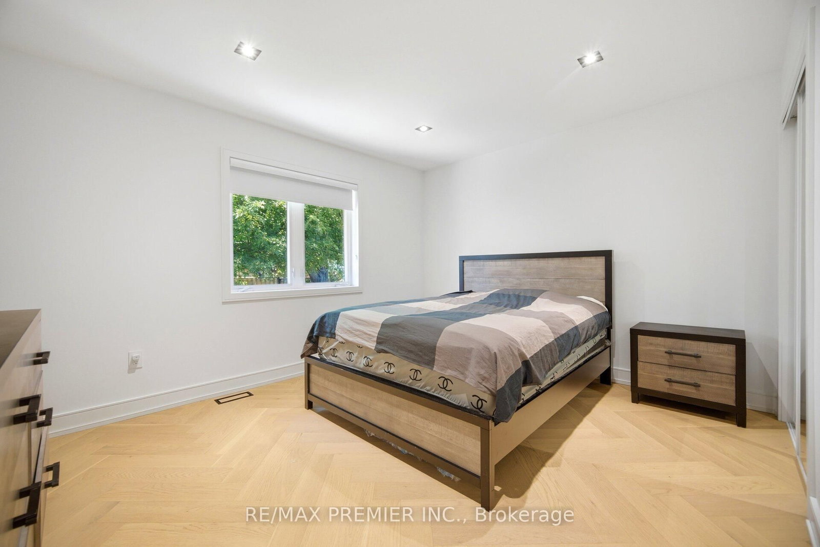 19 Jacinta Drive • Toronto, ON photo 24