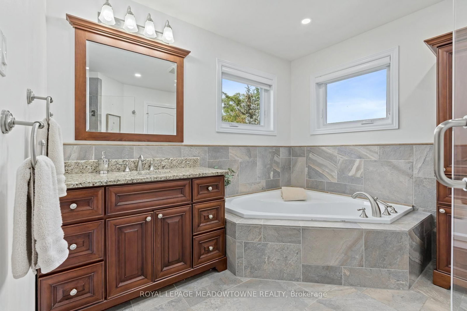 38 Chester Crescent • Halton Hills, ON photo 28