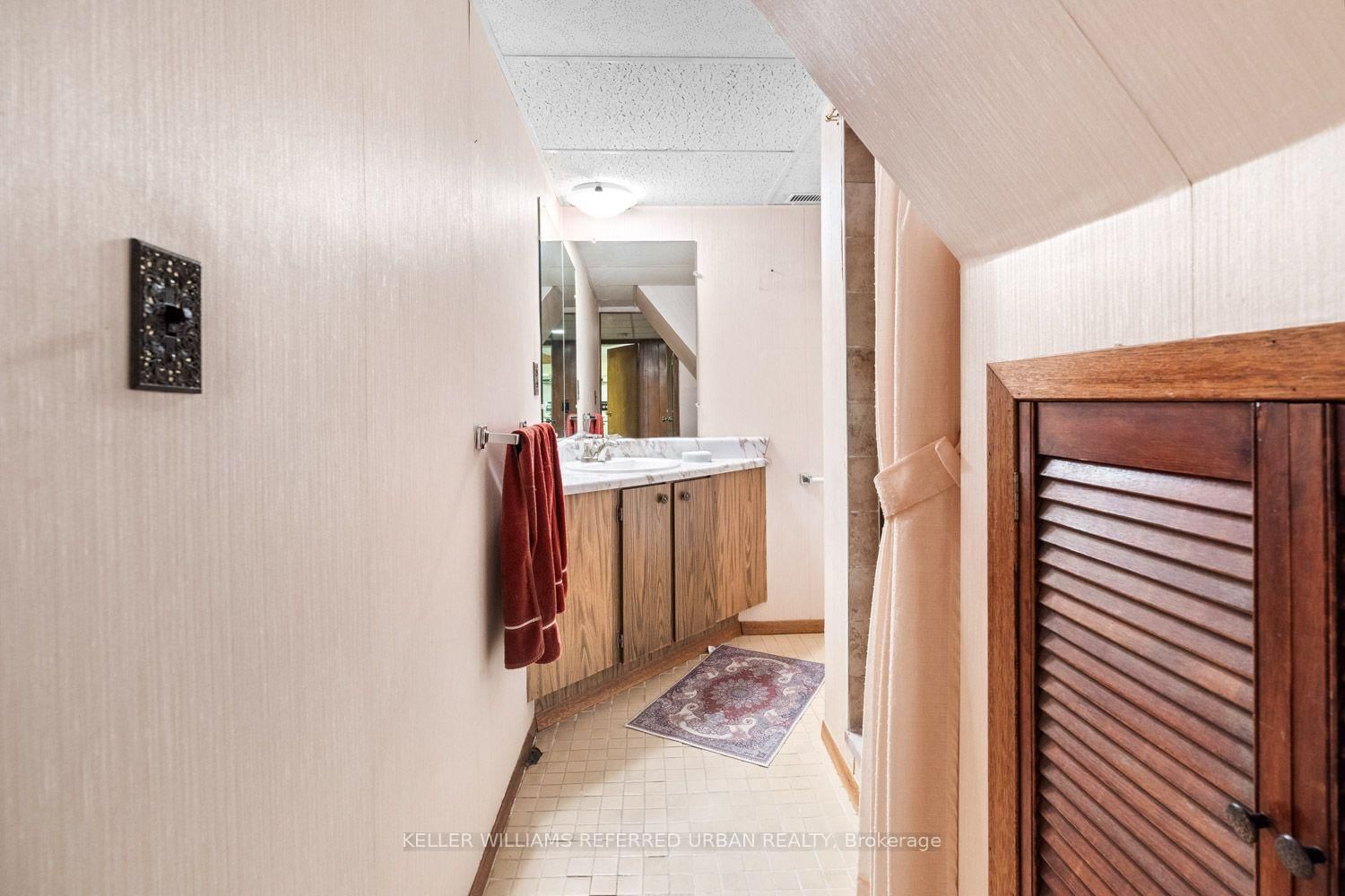 114 Gracefield Avenue • Toronto, ON photo 27