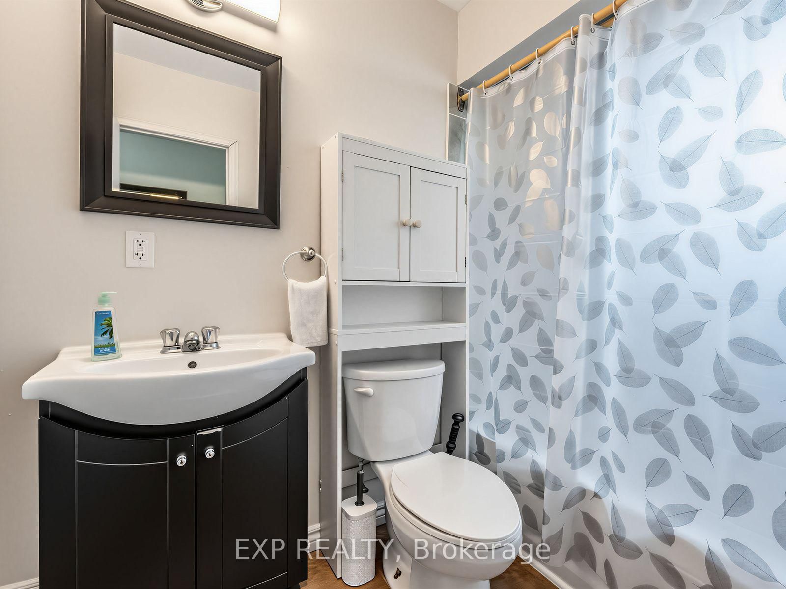 1586 Sandgate Crescent • Mississauga, ON photo 21