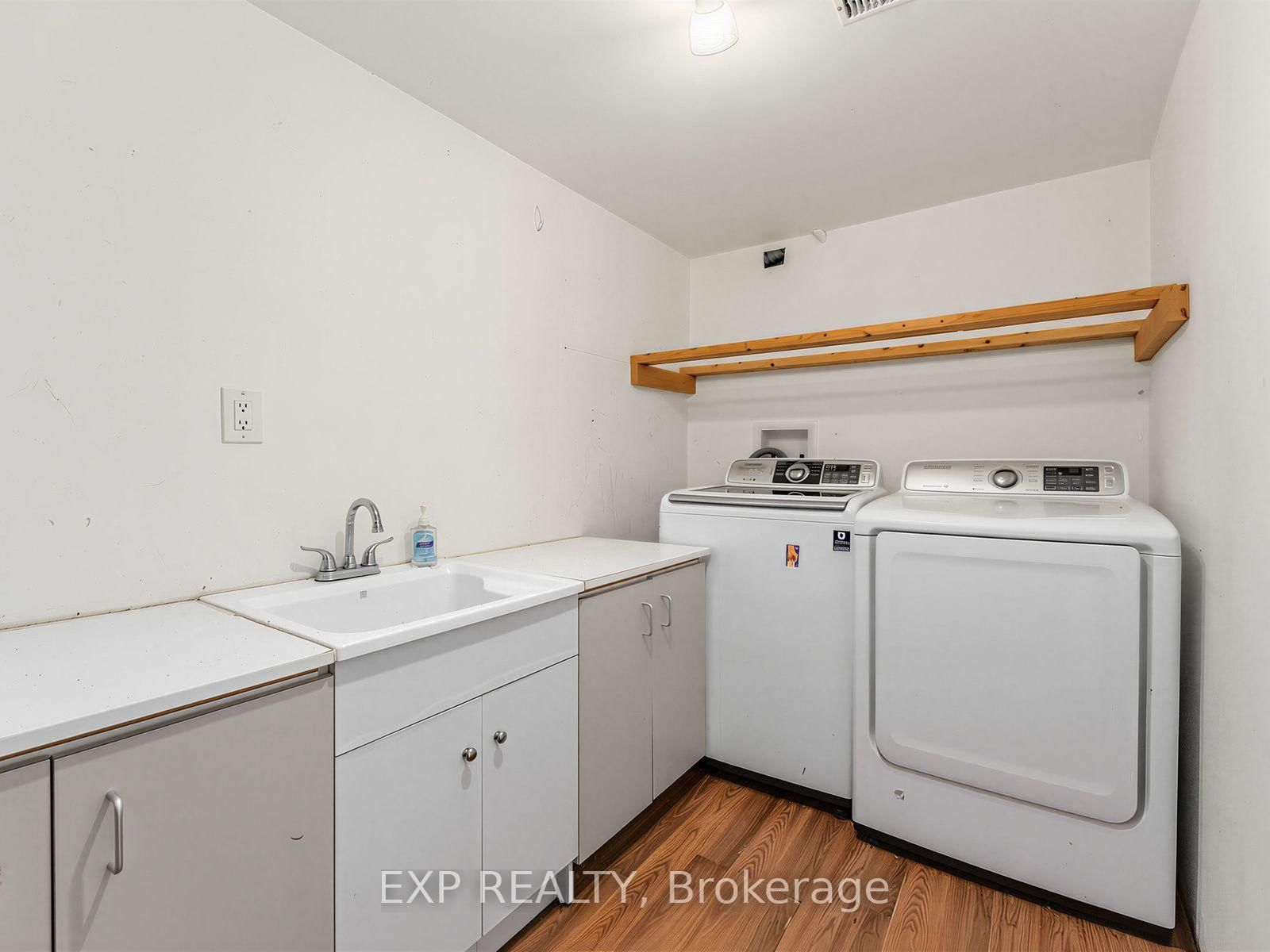 1586 Sandgate Crescent • Mississauga, ON photo 26