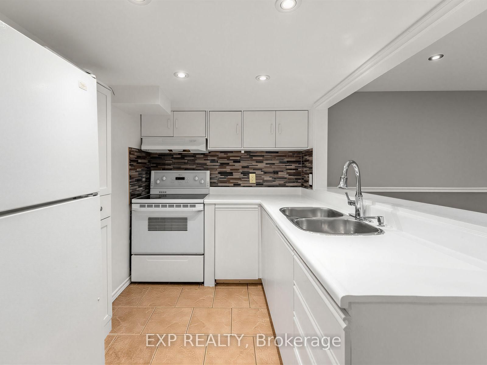 1586 Sandgate Crescent • Mississauga, ON photo 27