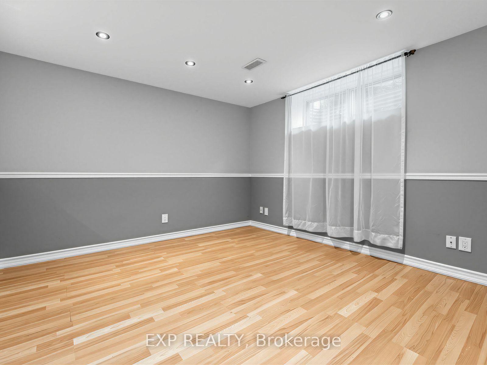 1586 Sandgate Crescent • Mississauga, ON photo 29