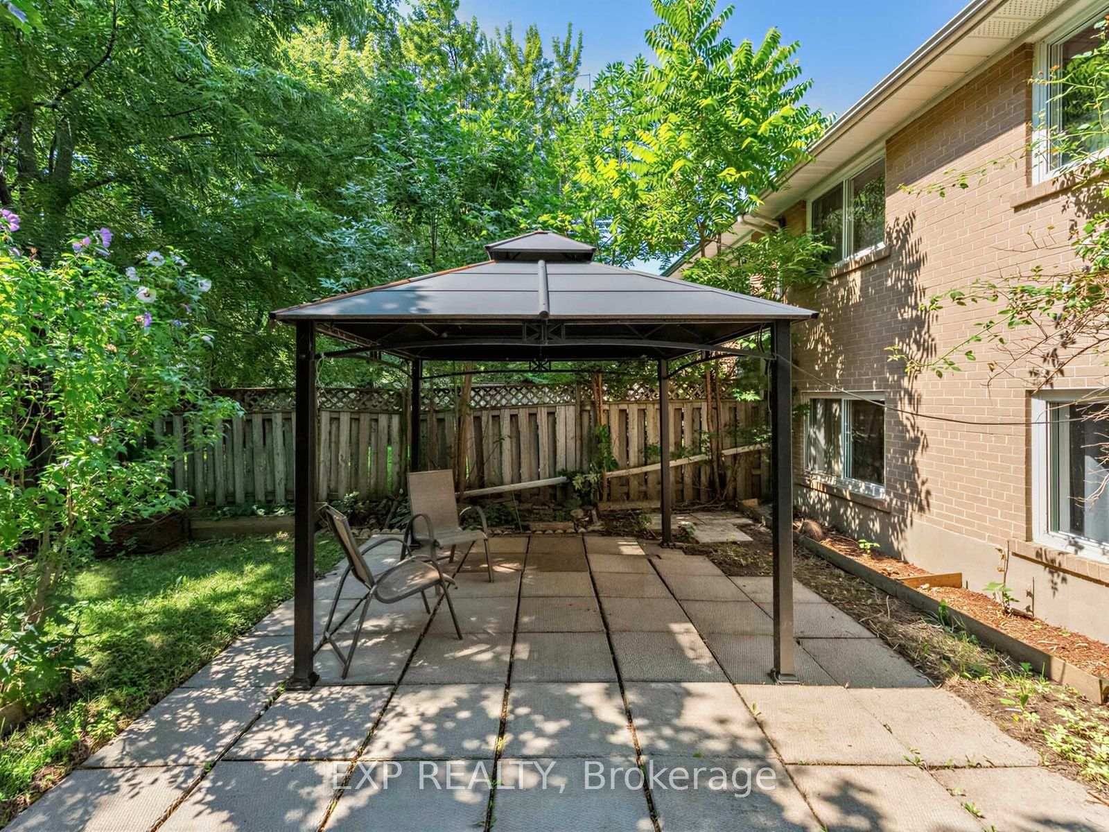 1586 Sandgate Crescent • Mississauga, ON photo 34