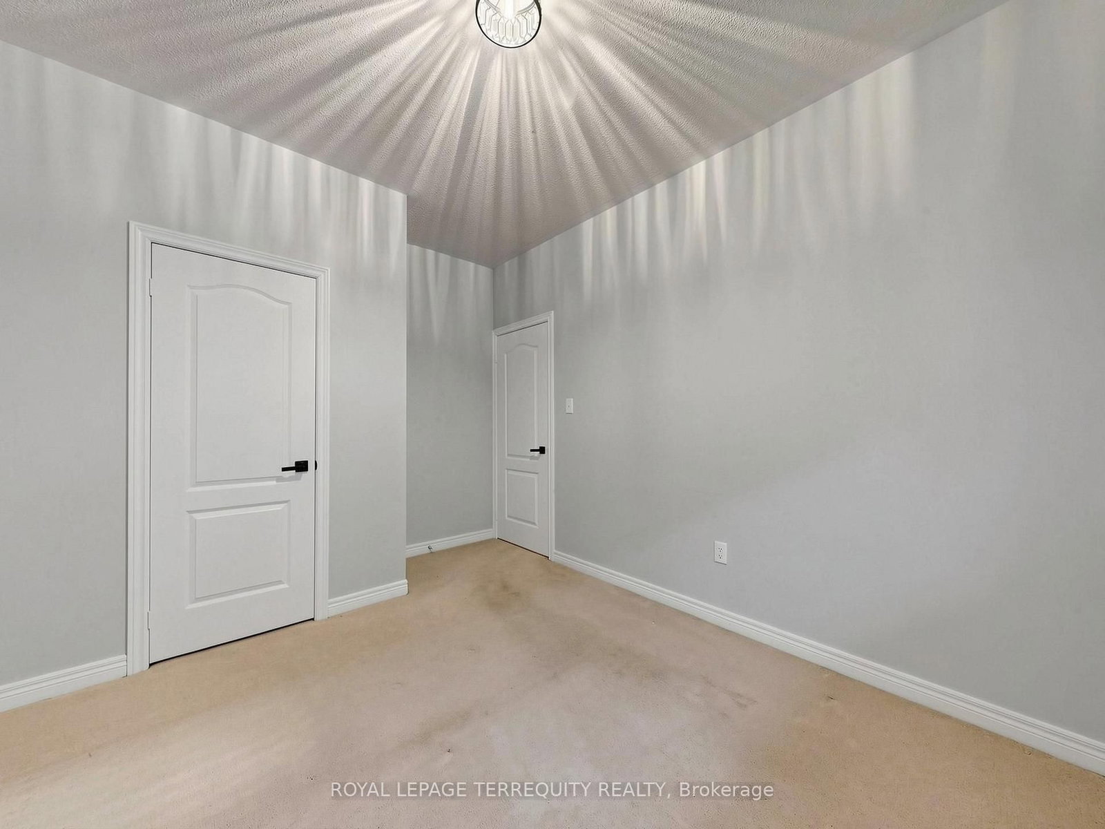 19 Johnson Crescent • Halton Hills, ON photo 31