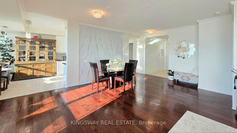 3009 - 3880 Duke of York Boulevard