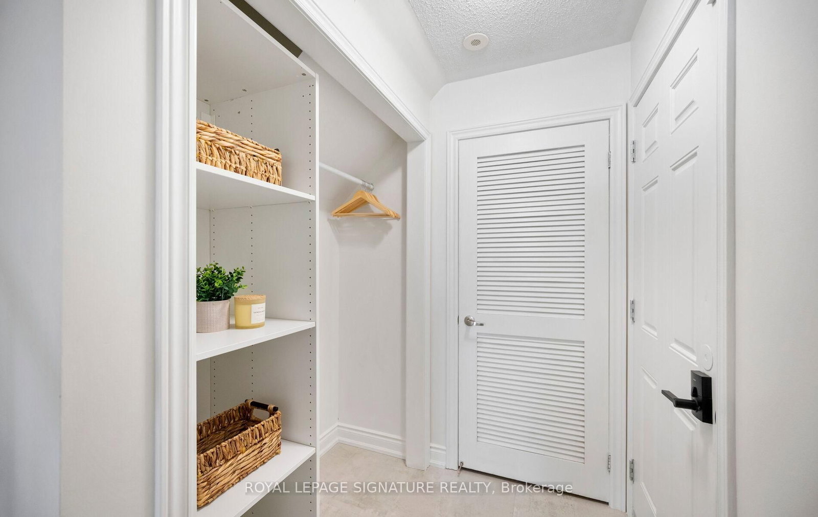 944 Deverell Place • Milton, ON photo 8