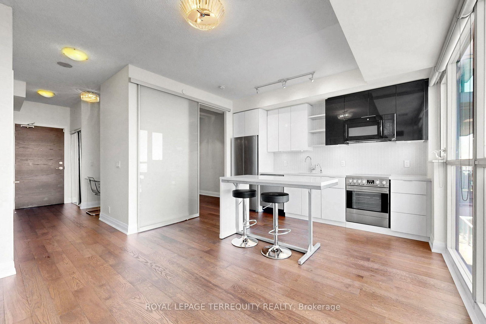33 Shore Breeze Drive • #3111 • Toronto, ON photo 12
