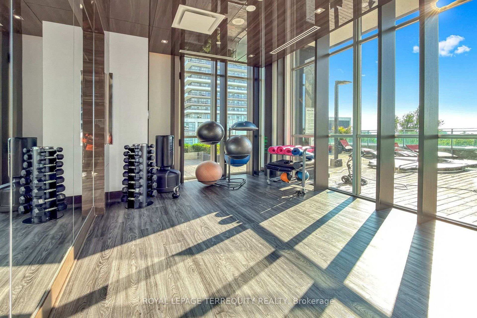 33 Shore Breeze Drive • #3111 • Toronto, ON photo 34