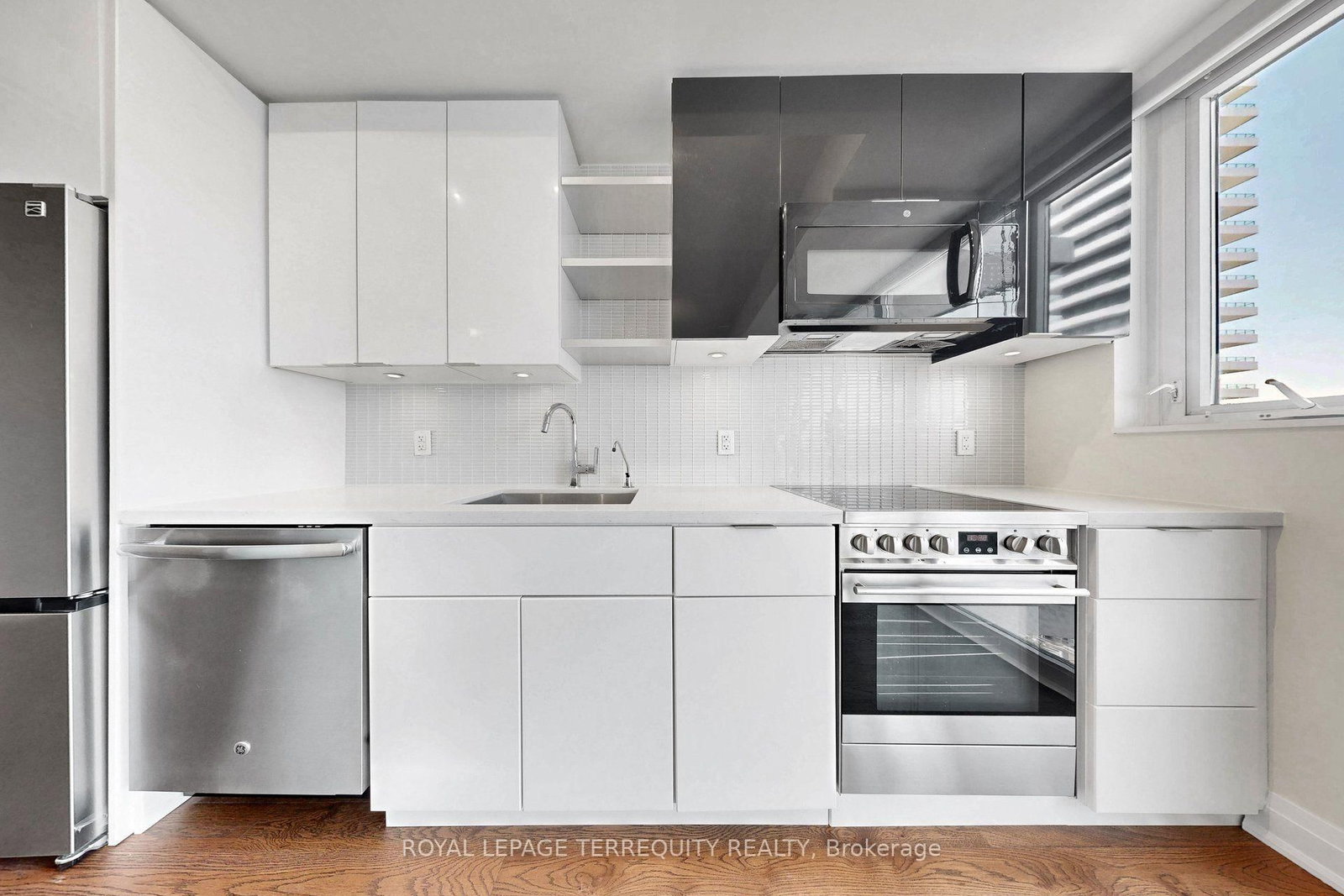 33 Shore Breeze Drive • #3111 • Toronto, ON photo 8