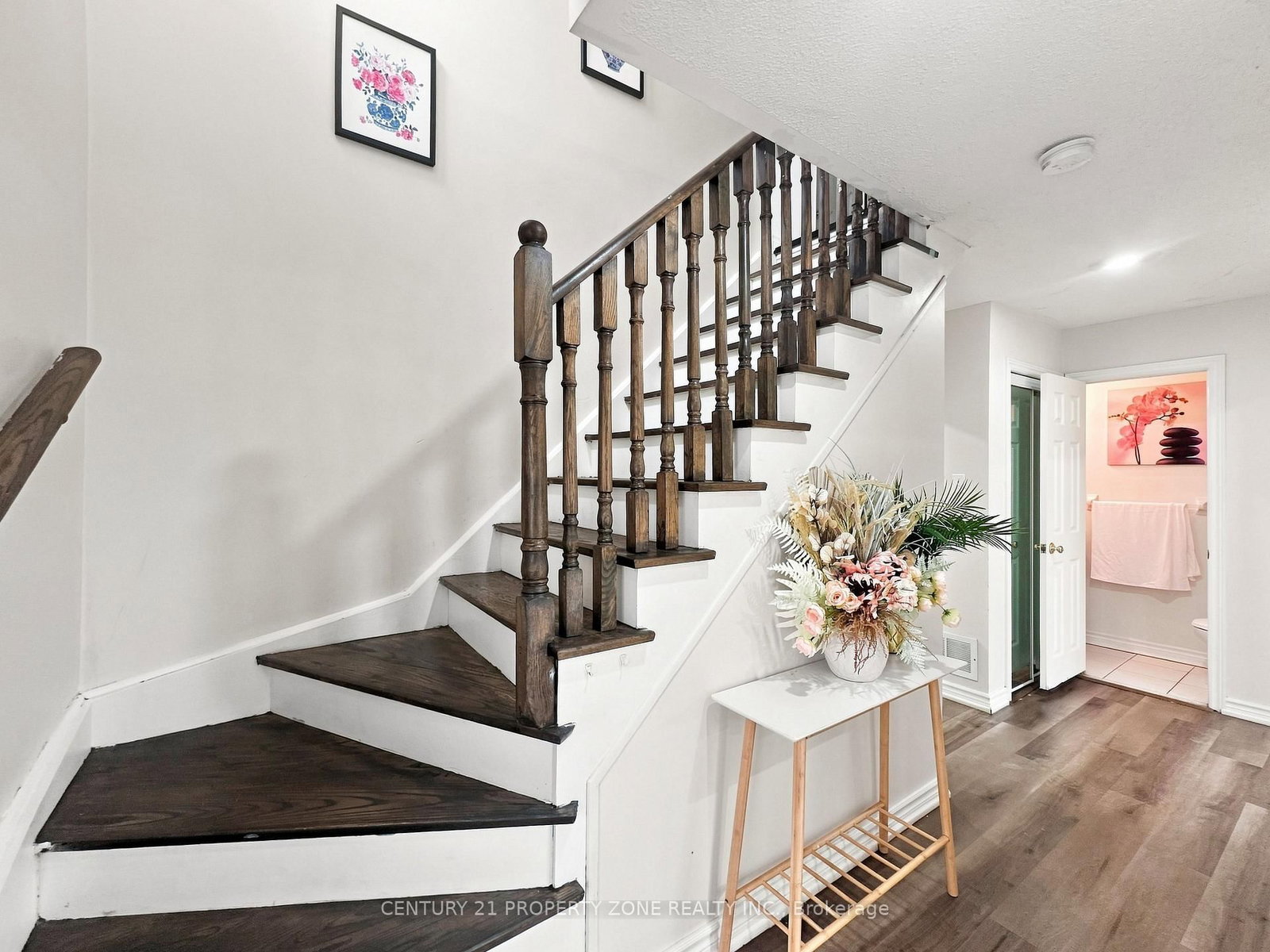65 Shady Pine Circle • Brampton, ON photo 10