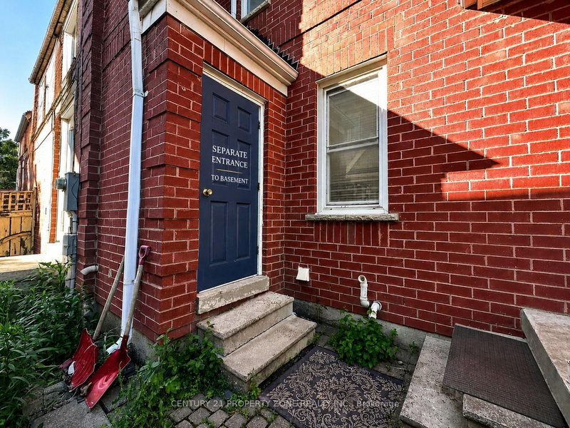 65 Shady Pine Circle