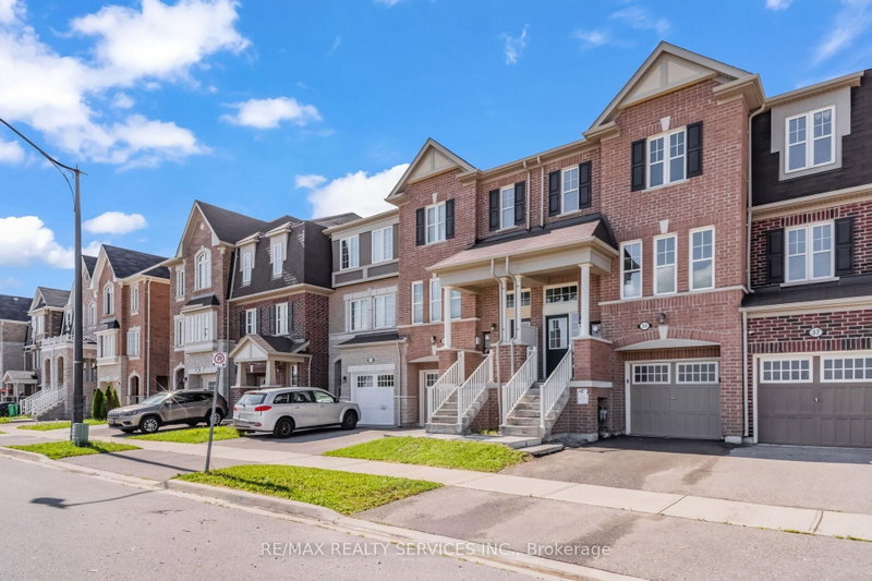 39 Baycliffe Crescent
