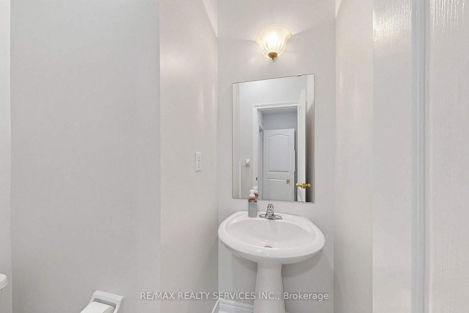 50 Rocky Point Crescent • Brampton, ON photo 18