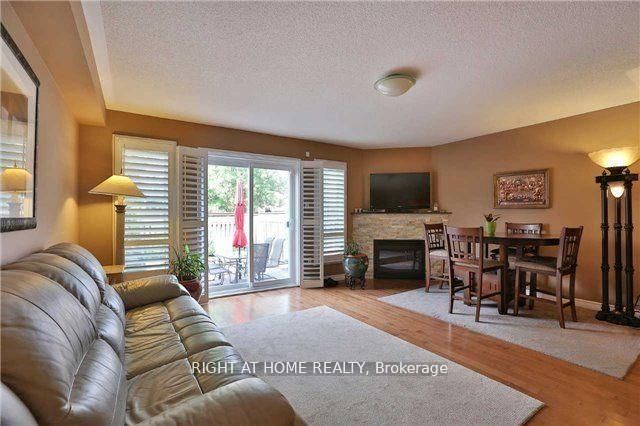 5162 Falconcrest Drive • Burlington, ON photo 9