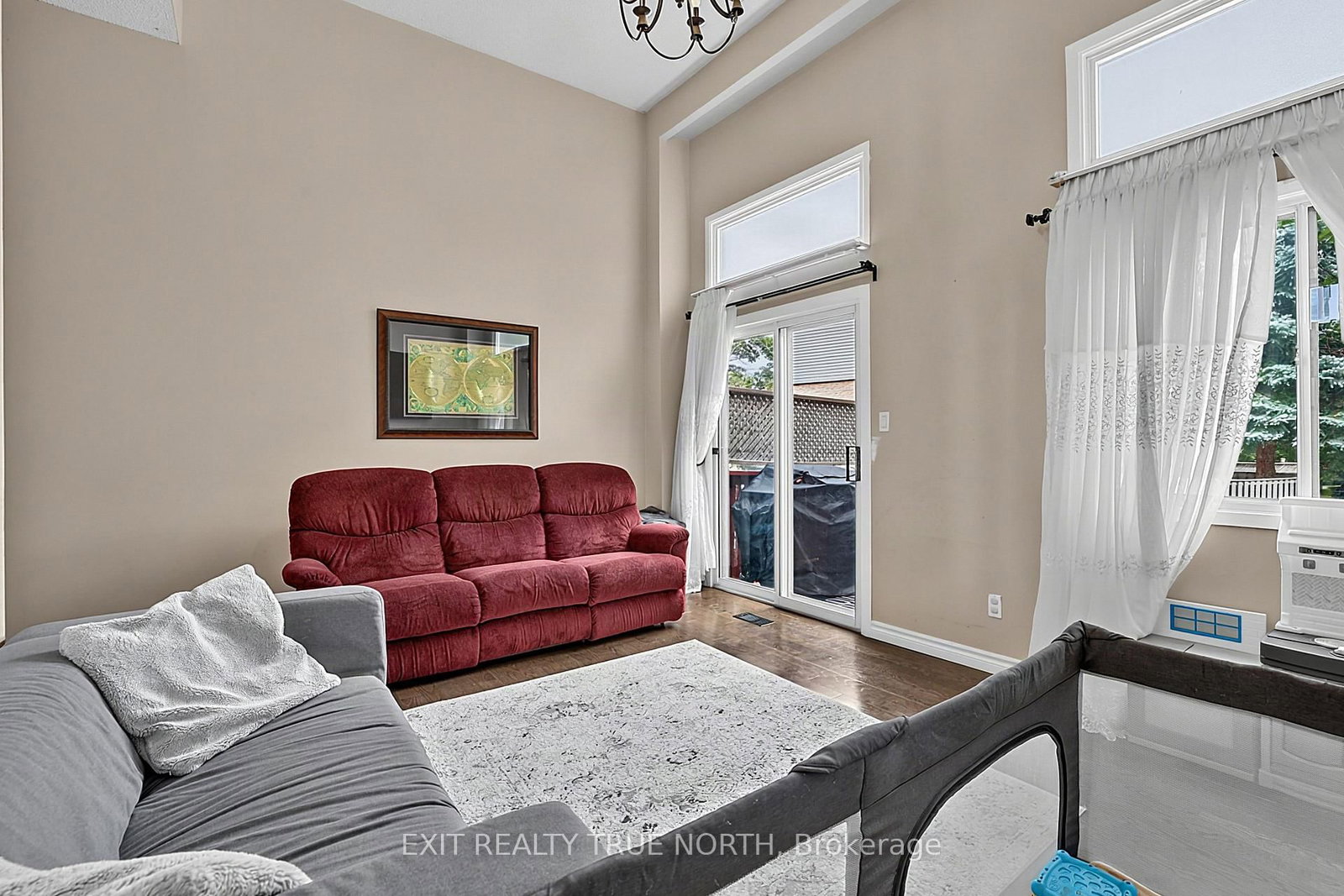 73 Collins Crescent • Brampton, ON photo 9