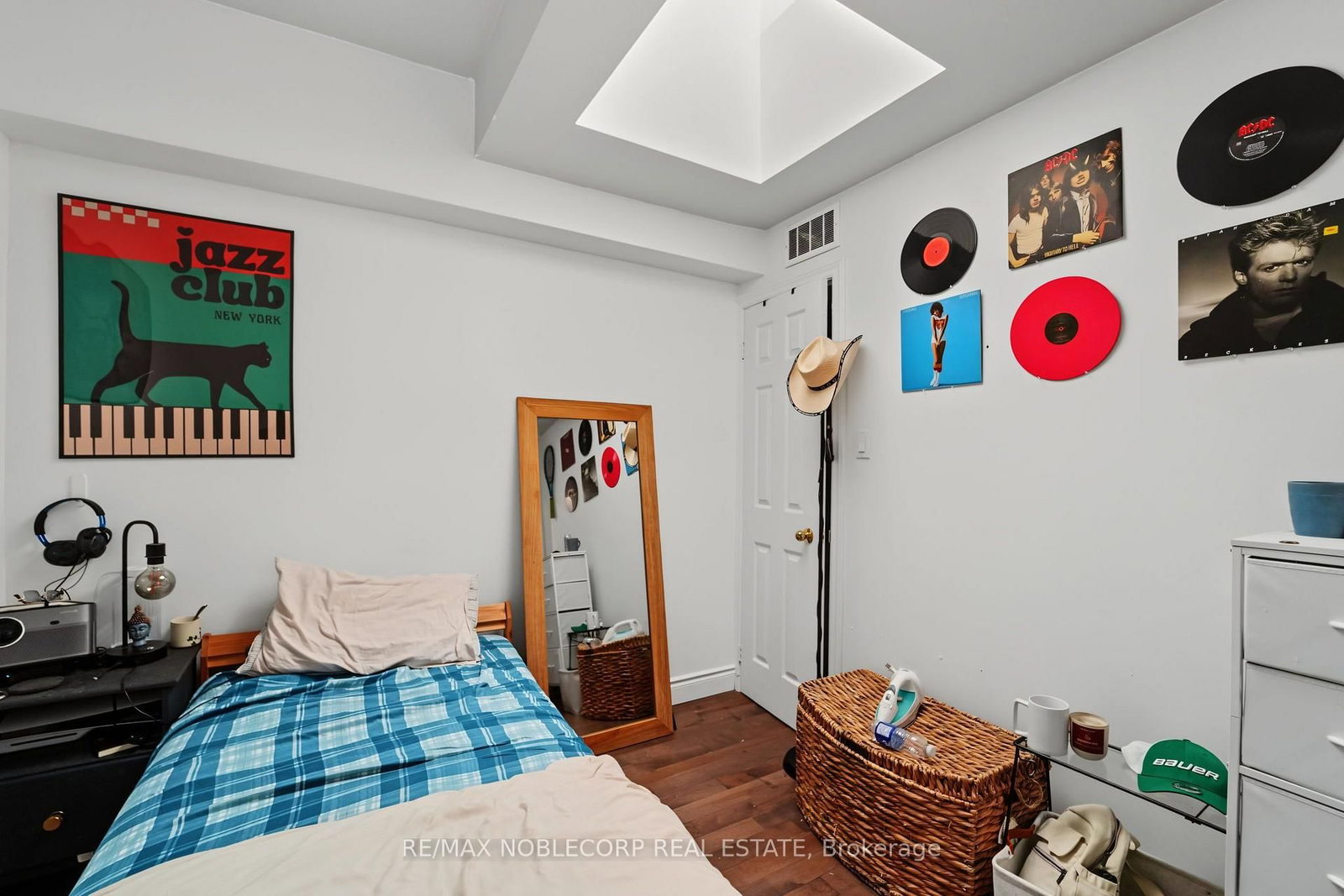 1035 Dovercourt Road • Toronto, ON photo 18