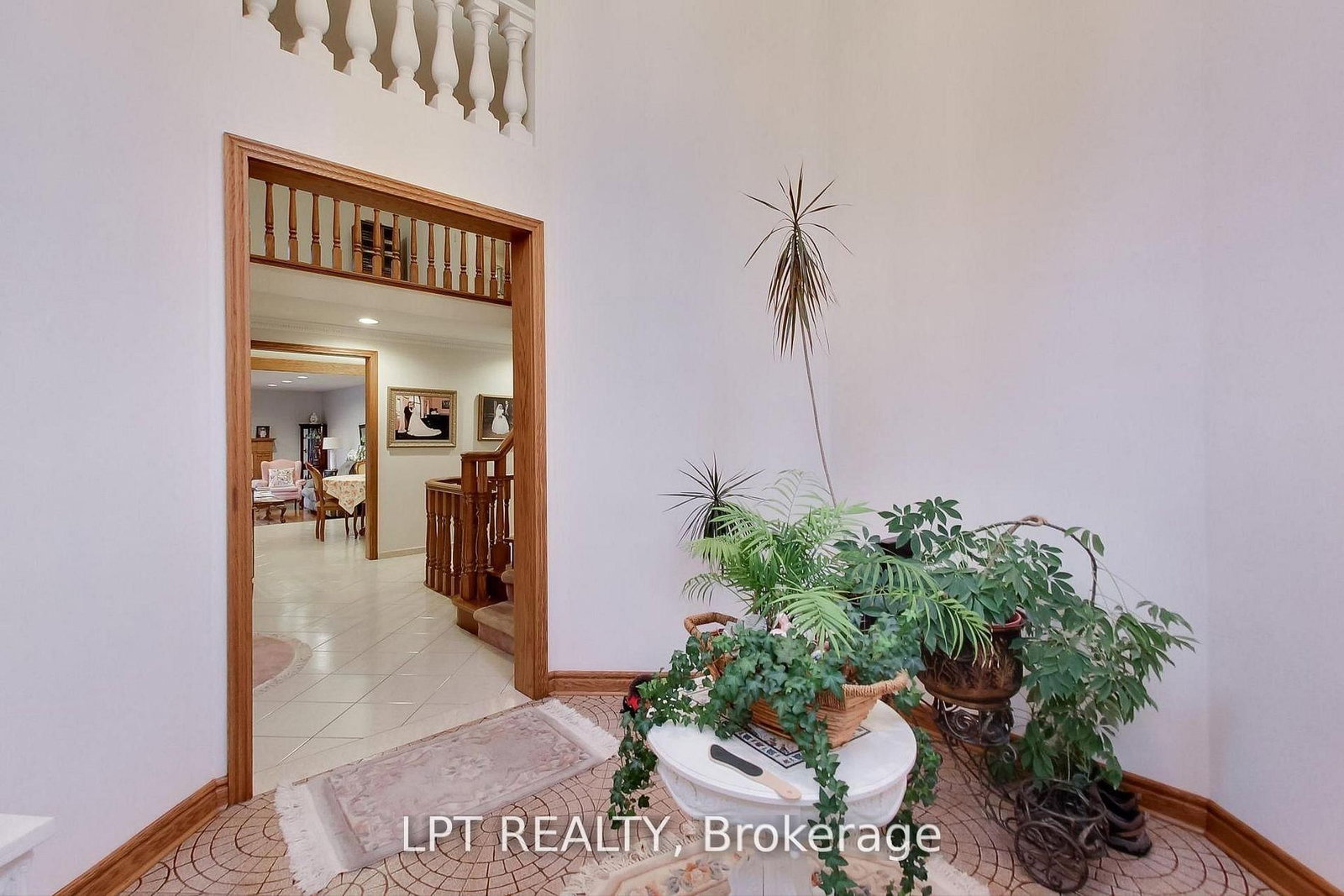 6 Fenton Way • Brampton, ON photo 11