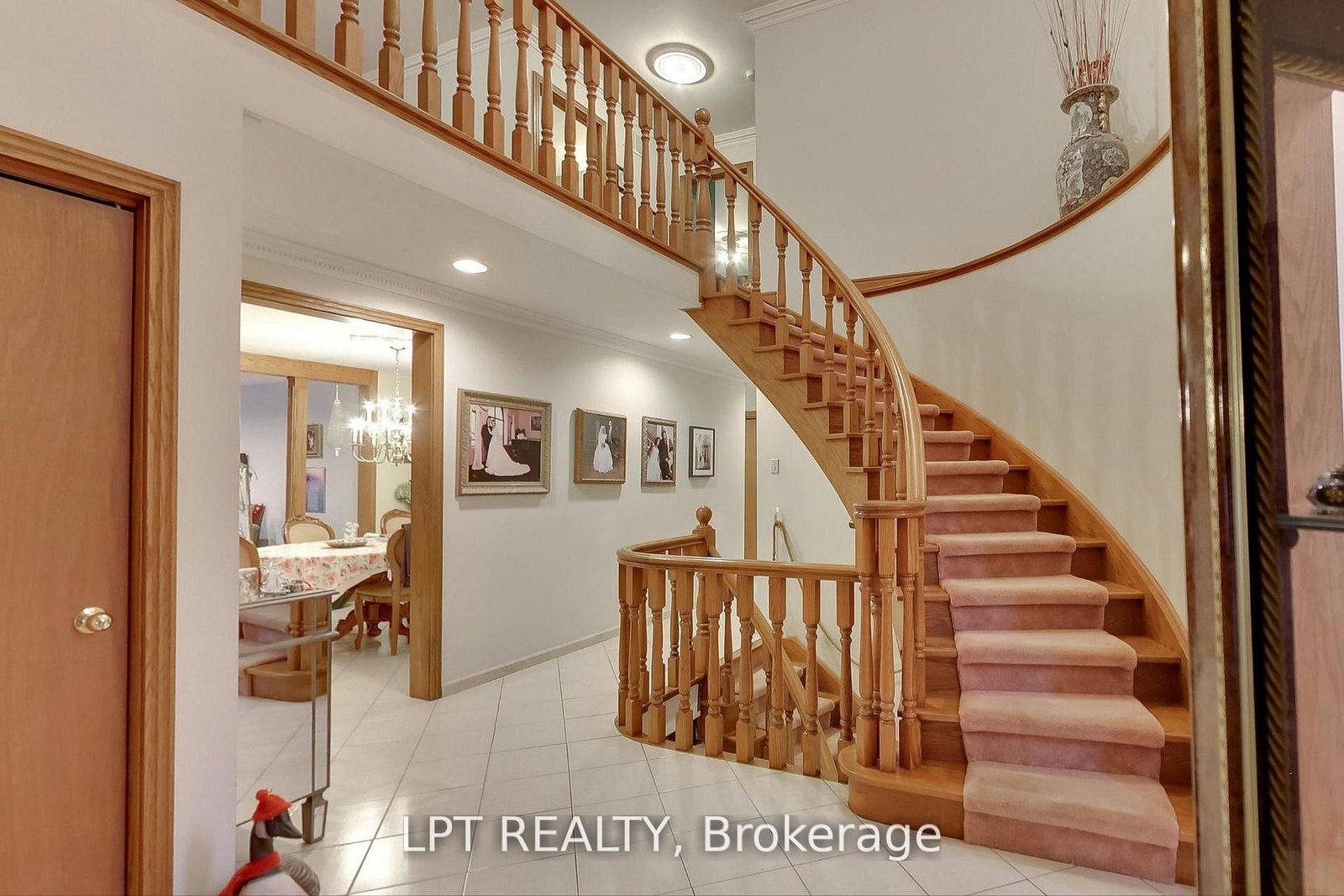 6 Fenton Way • Brampton, ON photo 14