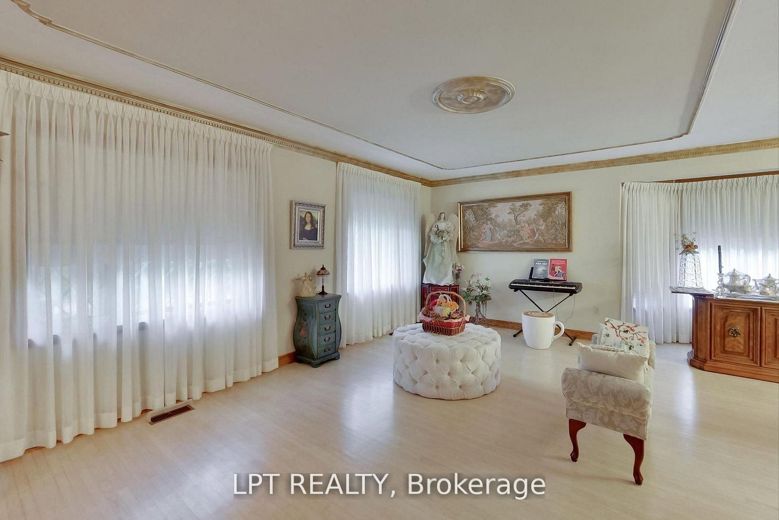 6 Fenton Way • Brampton, ON photo 16