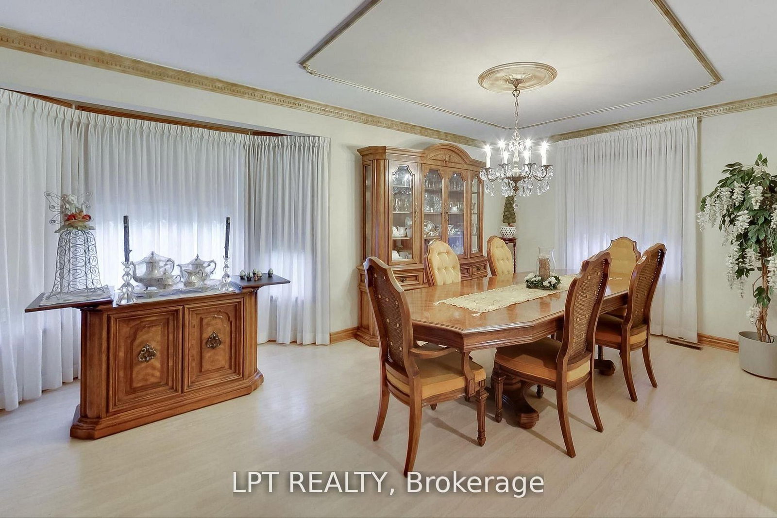6 Fenton Way • Brampton, ON photo 20