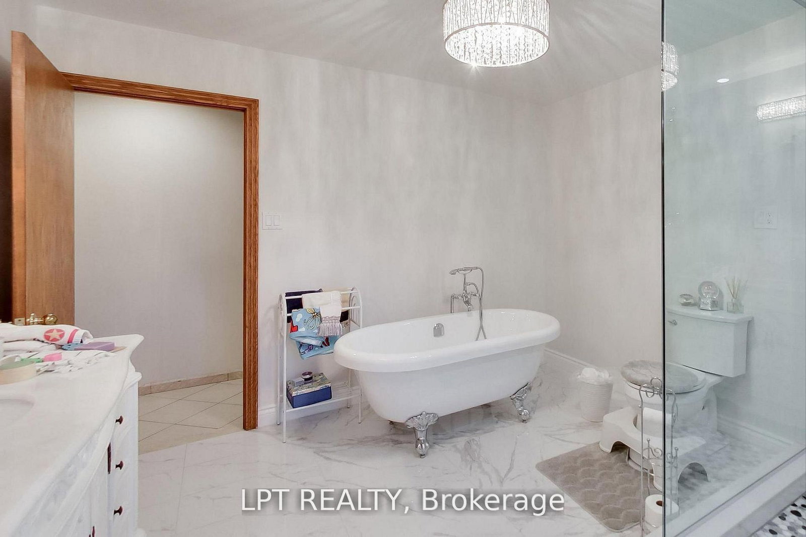 6 Fenton Way • Brampton, ON photo 34