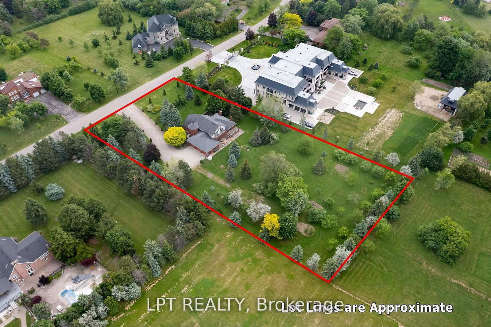 6 Fenton Way • Brampton, ON photo 47